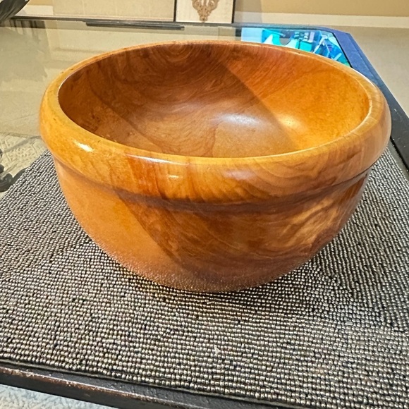 Handturned Alaskan Golden Birch Bowl – Signed by Lowell “Knute” Knutson. - Picture 2 of 11